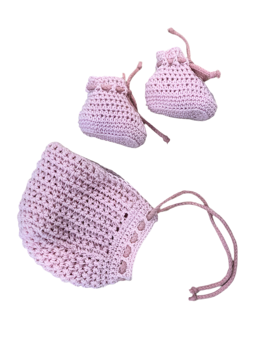 Cappello e scarpette