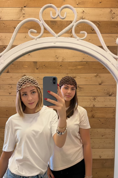 Cappellino ricamato