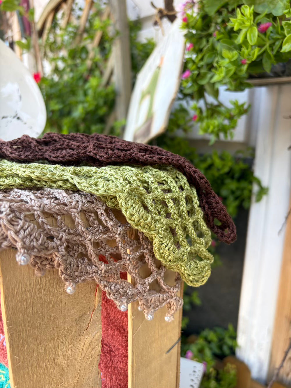 Cappellino ricamato