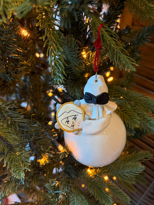 Palla pulcinella con tamburello