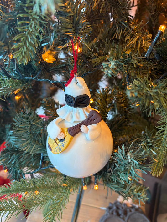 Palla pulcinella con mandolino